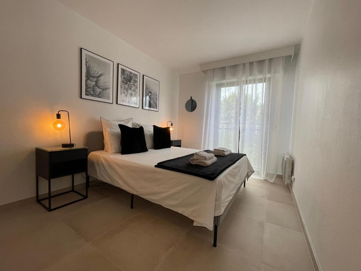 Domaine D'Ahmosis, Modern 2 Bedrooms Refurbished Apartment, F3 Moderne Fraichement Renove Le Cannet Kültér fotó