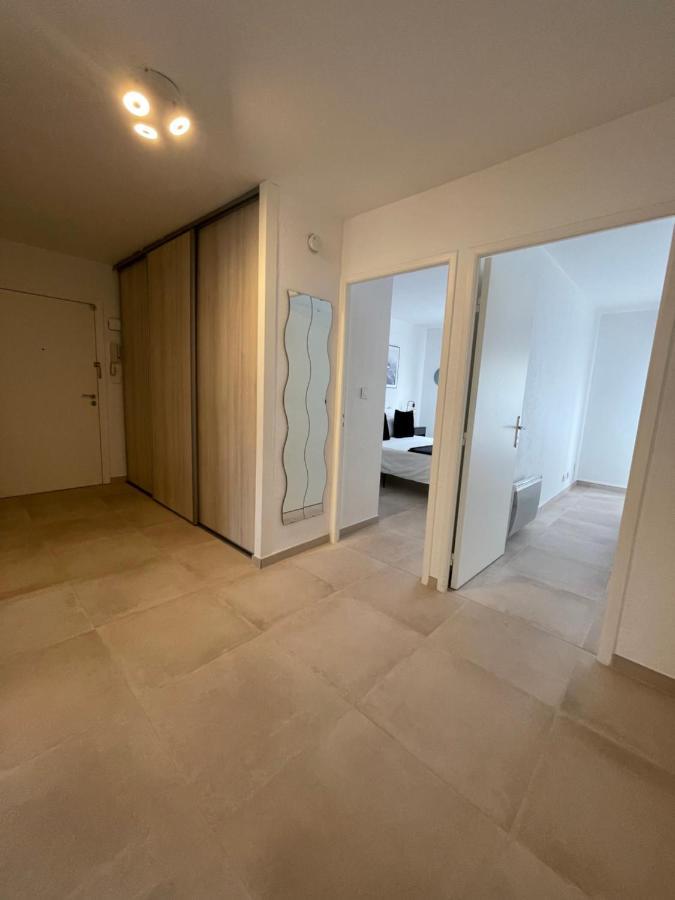Domaine D'Ahmosis, Modern 2 Bedrooms Refurbished Apartment, F3 Moderne Fraichement Renove Le Cannet Kültér fotó